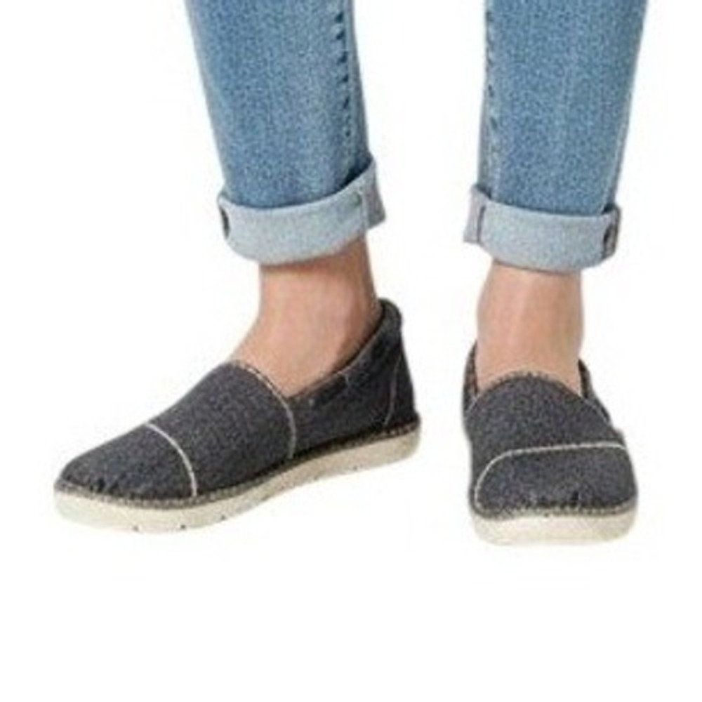 BOBS from Skechers Denim Slip On Flats Memory Foam Shoes Womens‎ Size 6.5 Casual